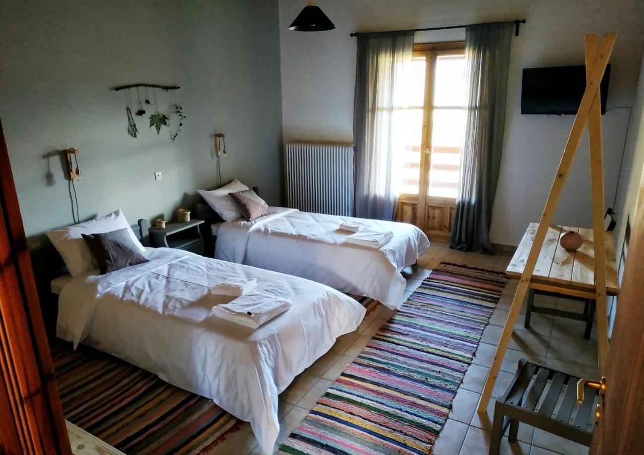 Orias Guesthouse & Farm Kalavryta Ngoại thất bức ảnh